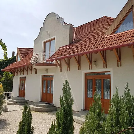 Apartament Varga Vonyarcvashegy