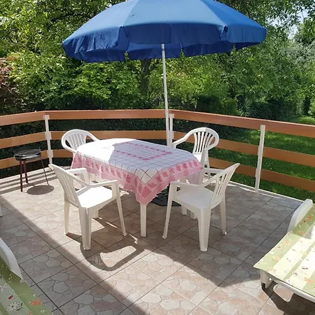 Apartament Varga *